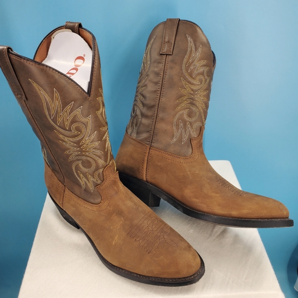 Laredo men's tan leather cowboy boots 14D